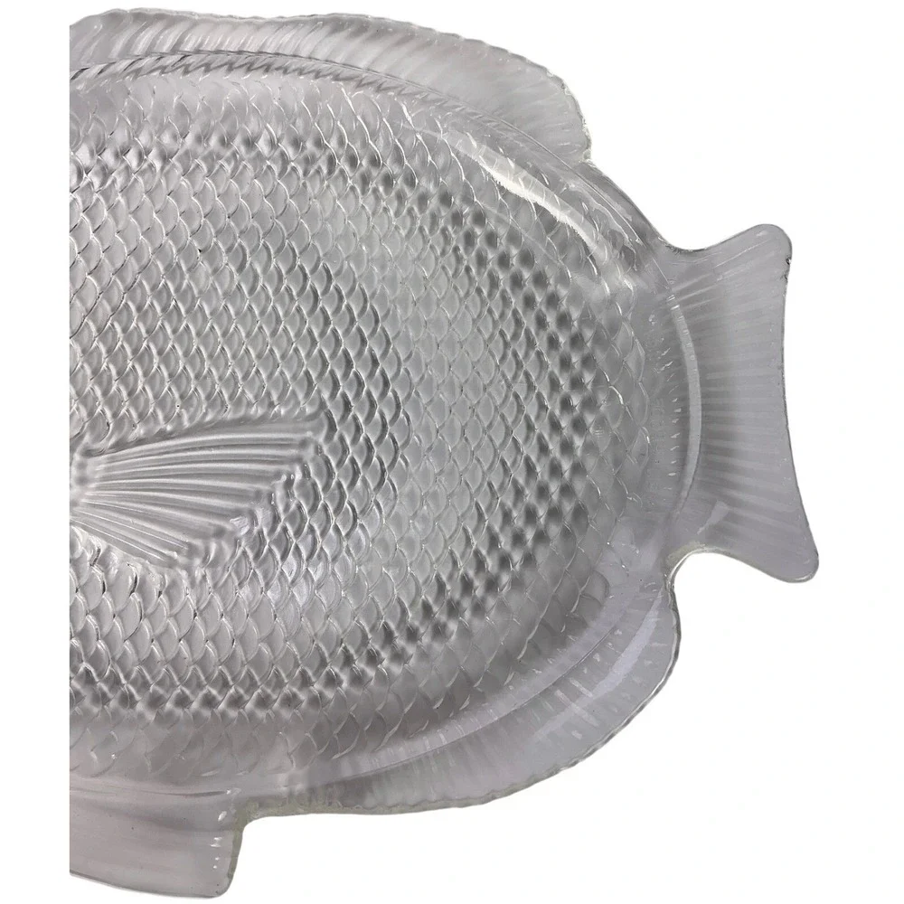 4 Arcoroc Clear Glass Detailed Fish Plates Textured Serving Dishes Seafood Decor